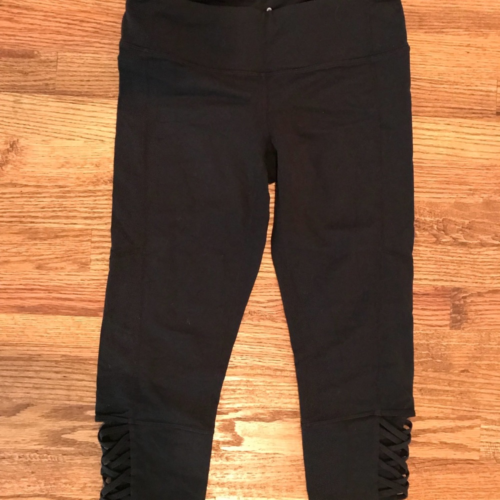 Athleta Crop Leggings